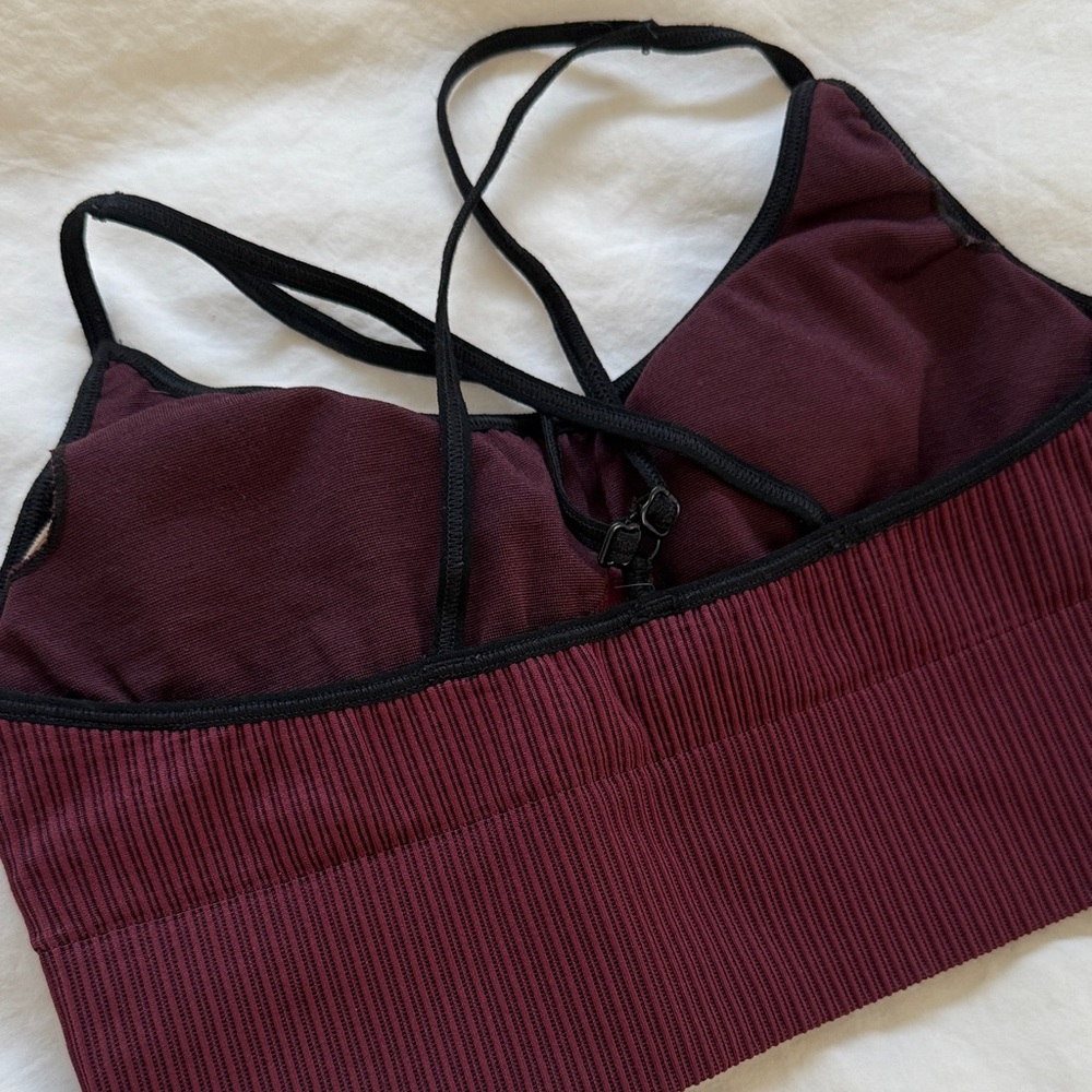 Good American Seamless Ribbed Bra - Picture 4 of 5